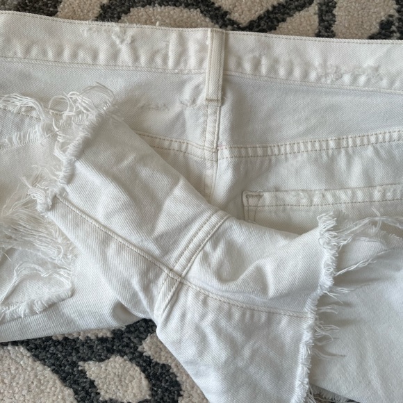 J Brand Ivy white distressed short - run big - Picture 5 of 9